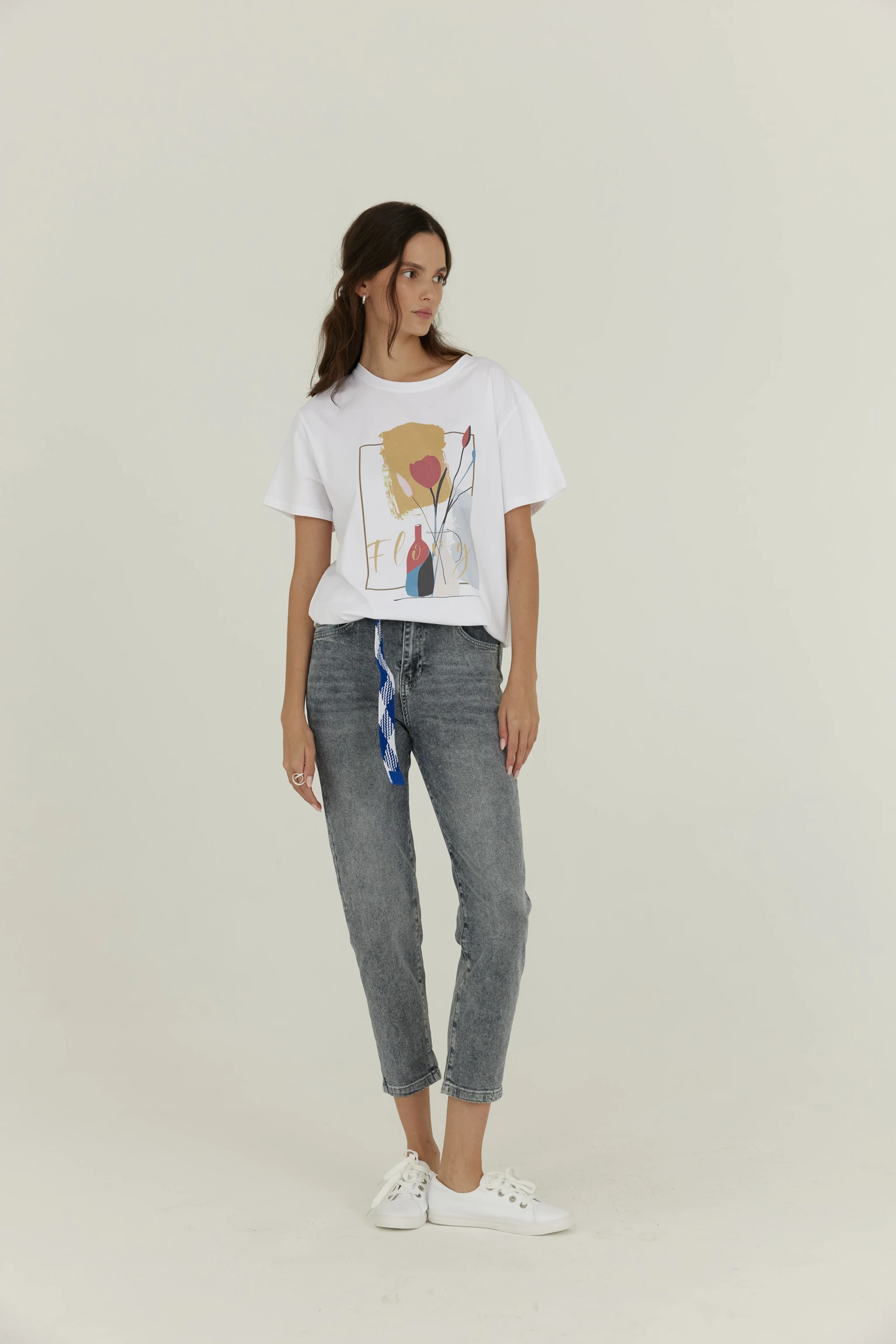 ДЖИНСЫ SLIM FIT купить в LOLOBLUES | Цена 3360₽