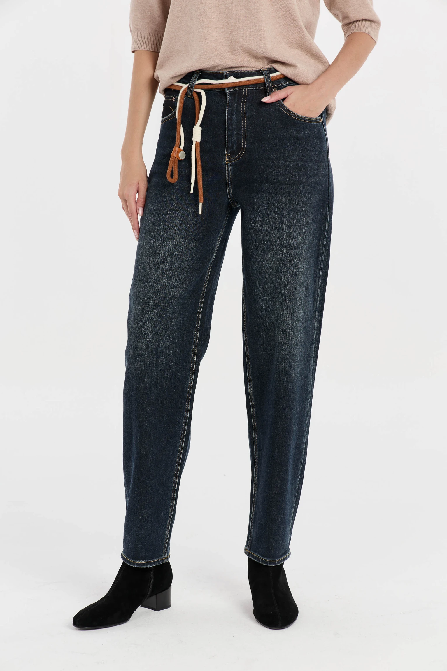 ДЖИНСЫ SLIM FIT купить в LOLOBLUES | Цена 4669₽